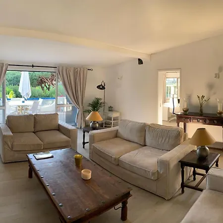 Royal Course Villa, * فالي دو لوبو