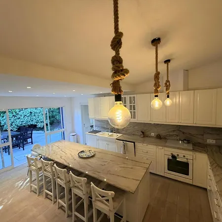 Royal Course Villa,