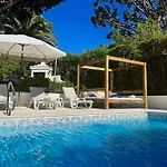 Villa Royal Course Villa, *