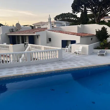 Royal Course Villa,